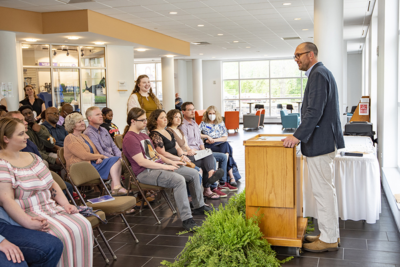 honors ceremony