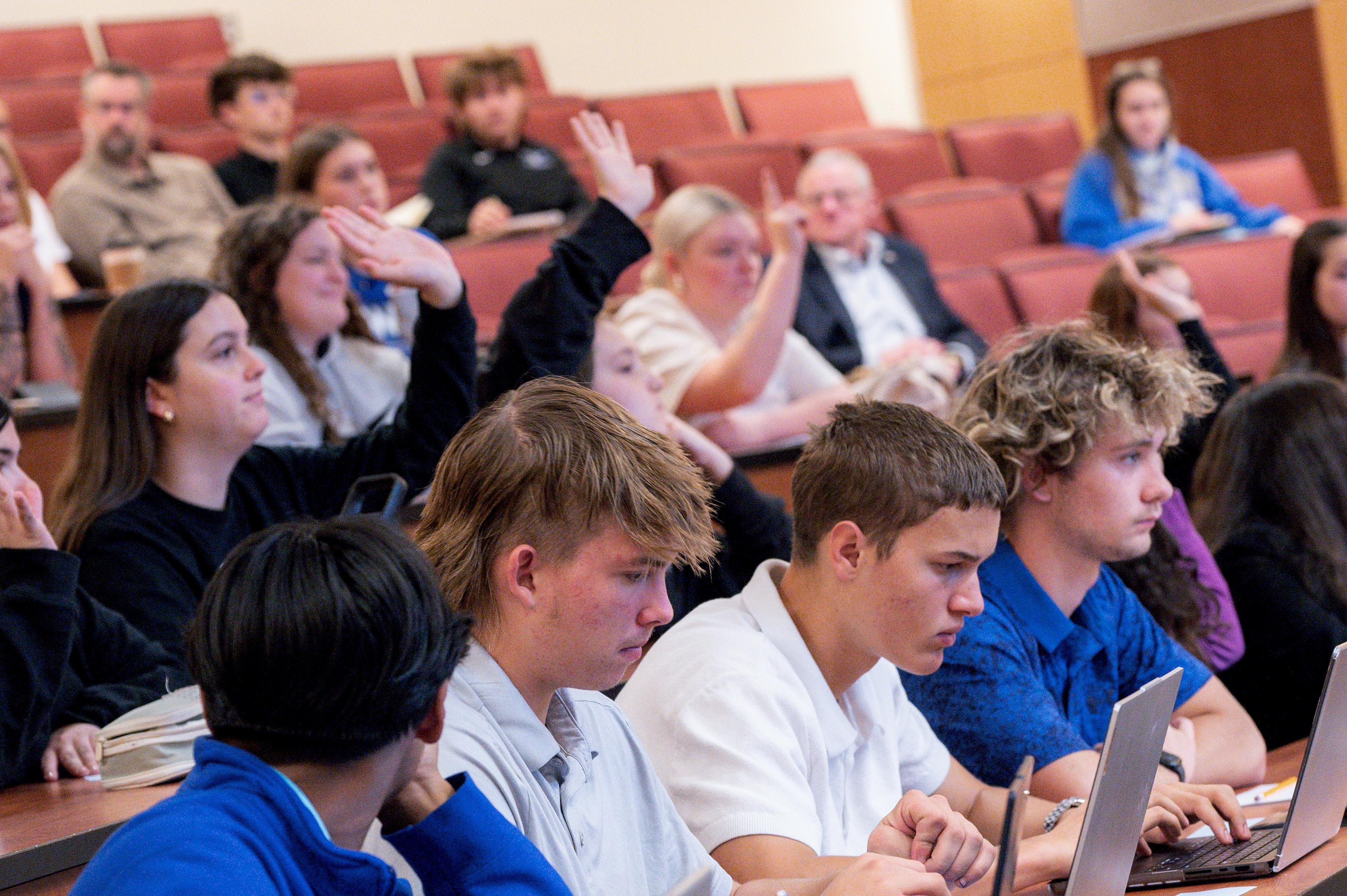 students in business leadership seminar